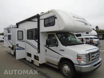 2018 Ford Super Duty E-450 Cutaway DRW 158.0" WB - miniatura 17