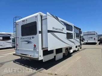 2018 Ford Super Duty E-450 Cutaway DRW 158.0" WB - miniatura 4