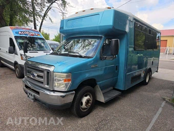 2018 Ford Super Duty E-450 Cutaway DRW