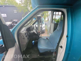 2018 Ford Super Duty E-450 Cutaway DRW - miniatura 6
