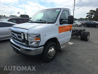 2018 Ford Super Duty E-450 Cutaway DRW