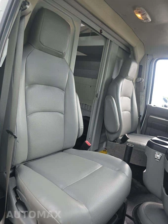 2018 Ford Super Duty E-450 Cutaway DRW - miniatura 15