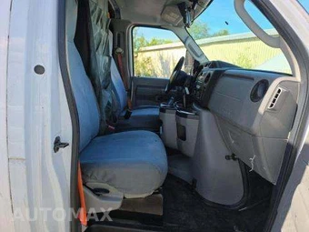 2018 Ford Super Duty E-450 Cutaway DRW – miniatura 17