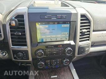 2018 Ford Super Duty F-250 Lariat Crew Cab Medium Bed - miniatura 10
