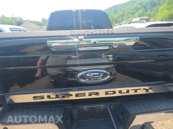 2018 Ford Super Duty F-250 Lariat Crew Cab Medium Bed - miniatura 5