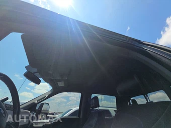 2018 Ford Super Duty F-250 Lariat Crew Cab Medium Bed - miniatura 18