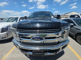 2018 Ford Super Duty F-250 Lariat Crew Cab Medium Bed - miniatura 2