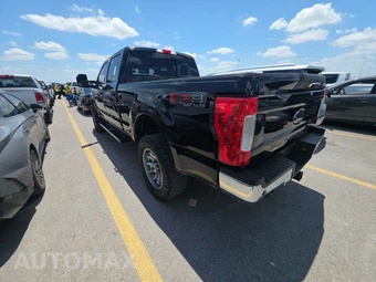 2018 Ford Super Duty F-250 Lariat Crew Cab Medium Bed - miniatura 6