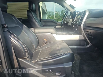 2018 Ford Super Duty F-250 Lariat Crew Cab Medium Bed - miniatura 8