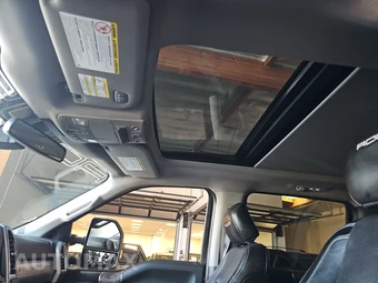 2018 Ford Super Duty F-250 Lariat Crew Cab Medium Bed - miniatura 18