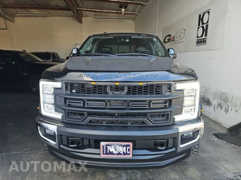 2018 Ford Super Duty F-250 Lariat Crew Cab Medium Bed - miniatura 2