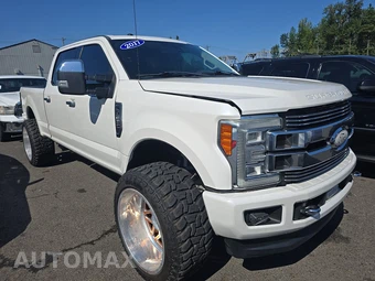 2018 Ford Super Duty F-250 Limited Crew Cab Medium Bed - miniatura 3