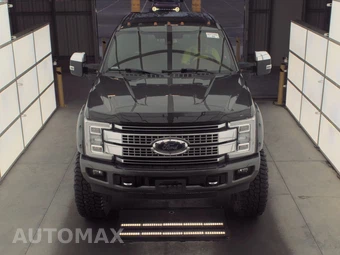 2018 Ford Super Duty F-250 Platinum Crew Cab Medium Bed - miniatura 2