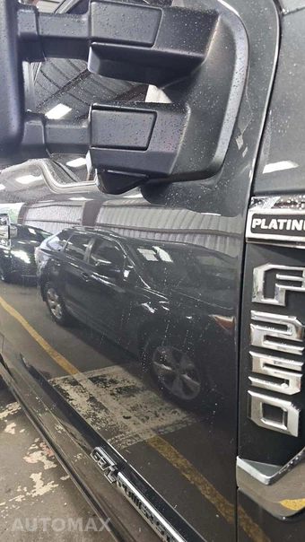 2018 Ford Super Duty F-250 Platinum Crew Cab Medium Bed - miniatura 25
