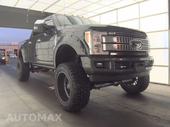 2018 Ford Super Duty F-250 Platinum Crew Cab Medium Bed - miniatura 3