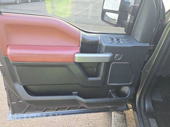 2018 Ford Super Duty F-250 Platinum Crew Cab Medium Bed - miniatura 9