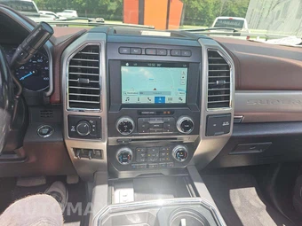 2018 Ford Super Duty F-250 Platinum Crew Cab Medium Bed - miniatura 7