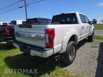 2018 Ford Super Duty F-250 Platinum Crew Cab Medium Bed - miniatura 3