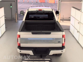 2018 Ford Super Duty F-250 Platinum Crew Cab Medium Bed - miniatura 5