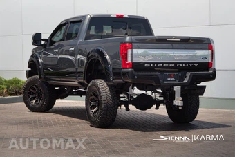 2018 Ford Super Duty F-250 Platinum Crew Cab Medium Bed - miniatura 2