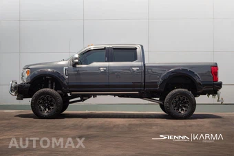 2018 Ford Super Duty F-250 Platinum Crew Cab Medium Bed - miniatura 3