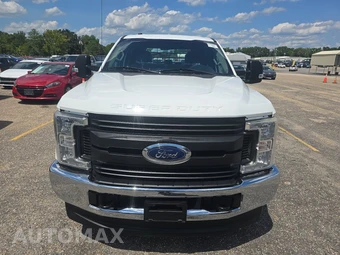 2018 Ford Super Duty F-250 XL Crew Cab Long Bed - miniatura 2