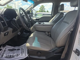 2018 Ford Super Duty F-250 XL Crew Cab Long Bed - miniatura 7