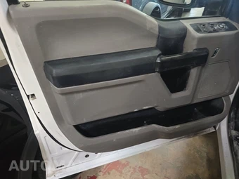 2018 Ford Super Duty F-250 XL Crew Cab Long Bed - miniatura 15