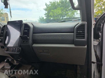2018 Ford Super Duty F-250 XL Crew Cab Medium Bed - miniatura 19