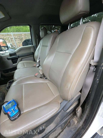 2018 Ford Super Duty F-250 XL Crew Cab Medium Bed - miniatura 21