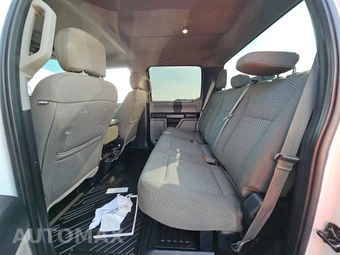 2018 Ford Super Duty F-250 XLT Crew Cab Long Bed - miniatura 13