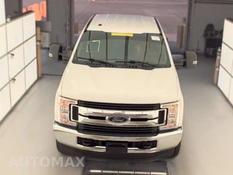 2018 Ford Super Duty F-250 XLT Crew Cab Long Bed - miniatura 2