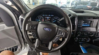 2018 Ford Super Duty F-250 XLT Crew Cab Long Bed - miniatura 27