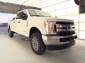 2018 Ford Super Duty F-250 XLT Crew Cab Long Bed - miniatura 3
