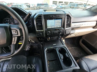 2018 Ford Super Duty F-250 XLT Crew Cab Medium Bed - miniatura 11