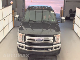 2018 Ford Super Duty F-250 XLT Crew Cab Medium Bed - miniatura 2