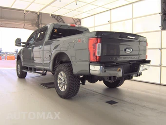 2018 Ford Super Duty F-250 XLT Crew Cab Medium Bed - miniatura 6