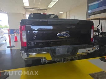 2018 Ford Super Duty F-250 XLT Crew Cab Medium Bed - miniatura 5