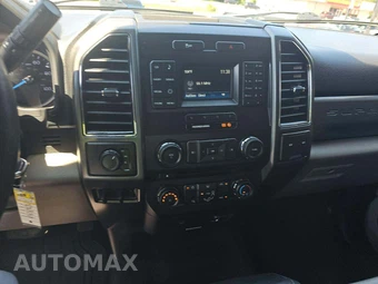 2018 Ford Super Duty F-250 XLT Crew Cab Medium Bed - miniatura 10