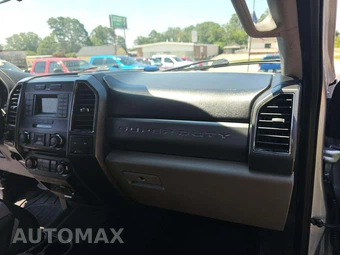 2018 Ford Super Duty F-250 XLT Crew Cab Medium Bed - miniatura 19
