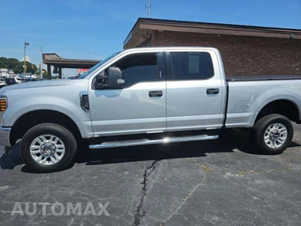 2018 Ford Super Duty F-250 XLT Crew Cab Medium Bed - miniatura 2