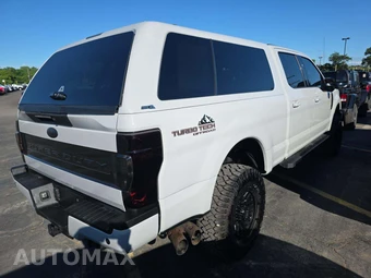 2018 Ford Super Duty F-250 XLT Crew Cab Medium Bed - miniatura 3