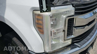 2018 Ford Super Duty F-250 XLT Crew Cab Medium Bed – miniatura 30