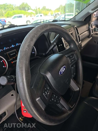 2018 Ford Super Duty F-250 XLT Crew Cab Medium Bed - miniatura 22