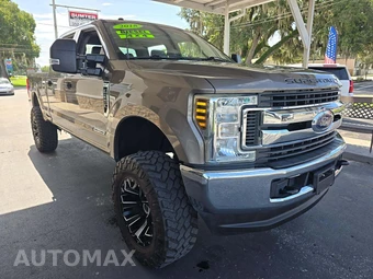 2018 Ford Super Duty F-250 XLT Crew Cab Medium Bed - miniatura 4