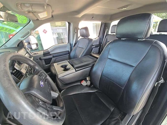 2018 Ford Super Duty F-250 XLT Crew Cab Medium Bed - miniatura 6