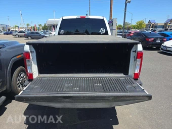 2018 Ford Super Duty F-250 XLT Crew Cab Medium Bed - miniatura 14