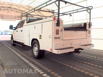 2018 Ford Super Duty F-350 Cab Chassis XL Crew Cab - miniatura 6