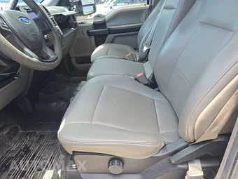 2018 Ford Super Duty F-350 Cab Chassis XL Crew Cab - miniatura 7