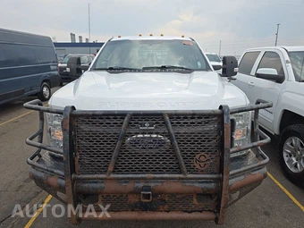 2018 Ford Super Duty F-350 Cab Chassis XL Crew Cab DRW - miniatura 6